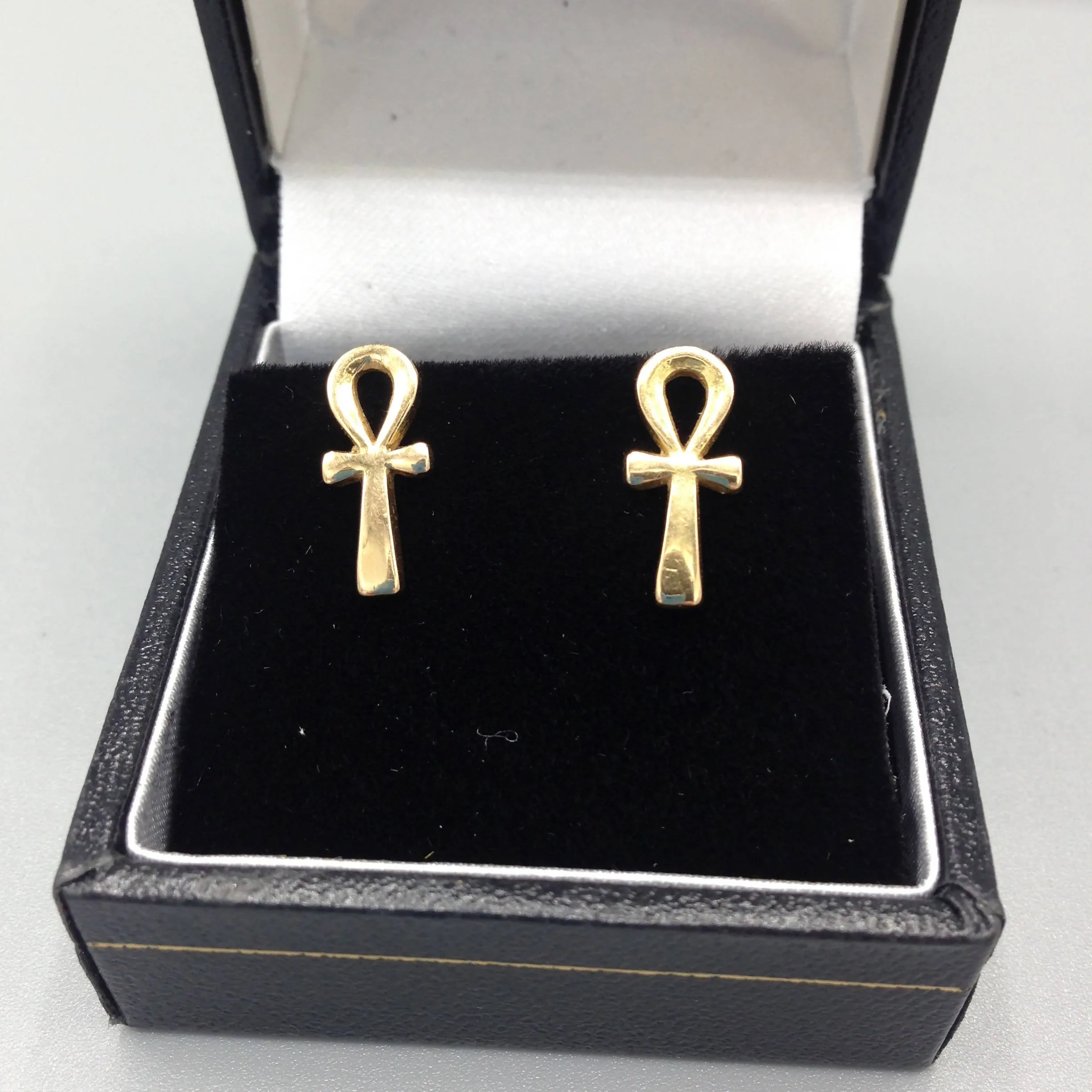 18ct gold Egyptian ankh stud earrings