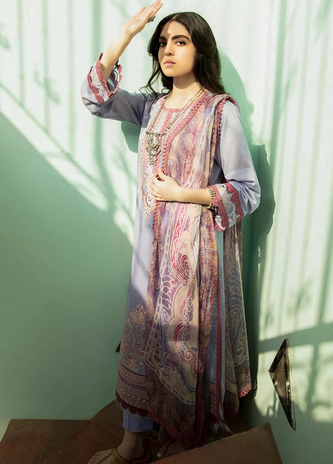 Aabyaan Embroidered Lawn Unstitched 3 Piece Suit - 13