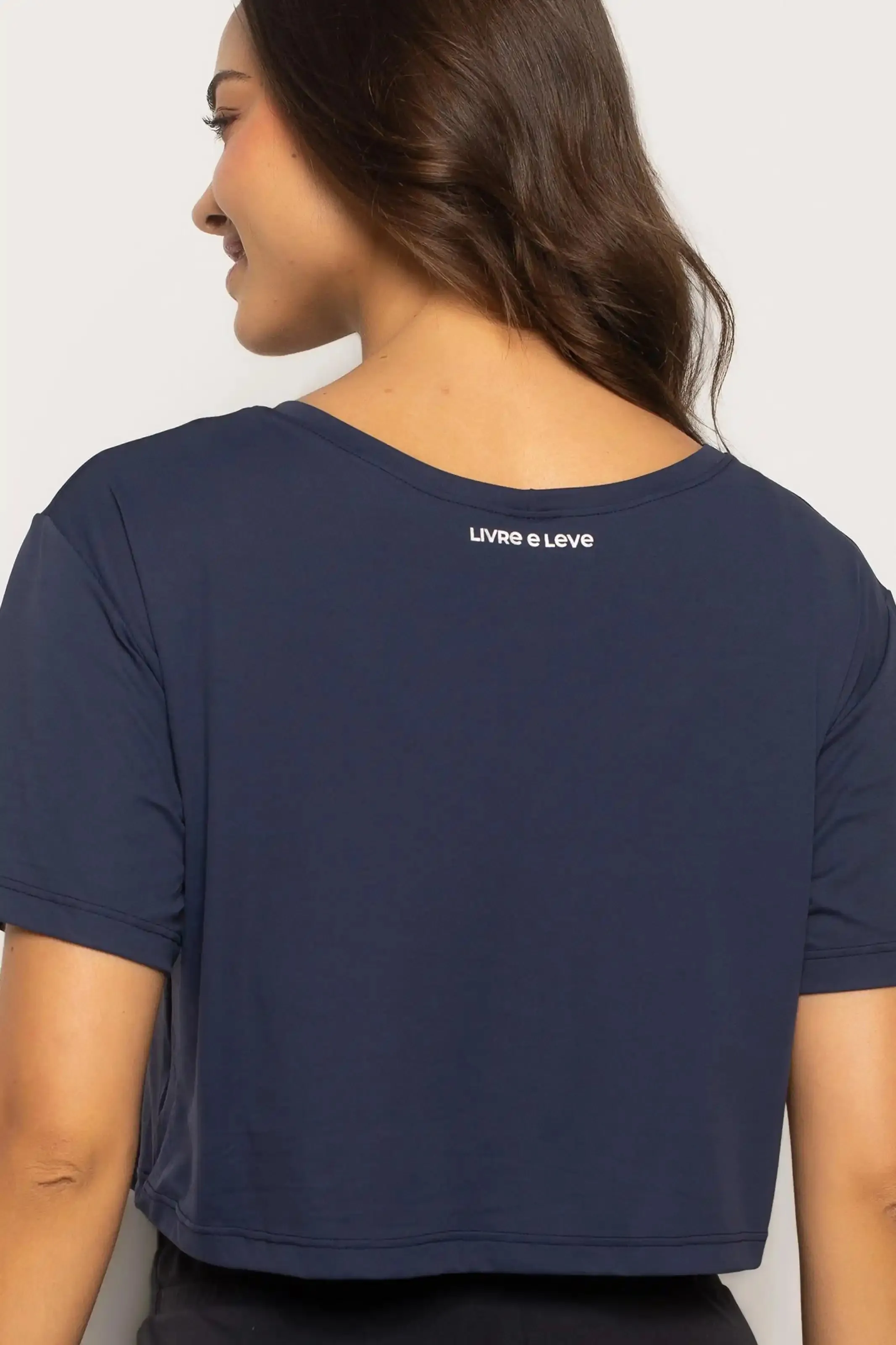 Cropped T-shirt de Poliamida Marinho