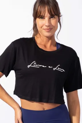 Cropped T-Shirt Preto Livre e Leve