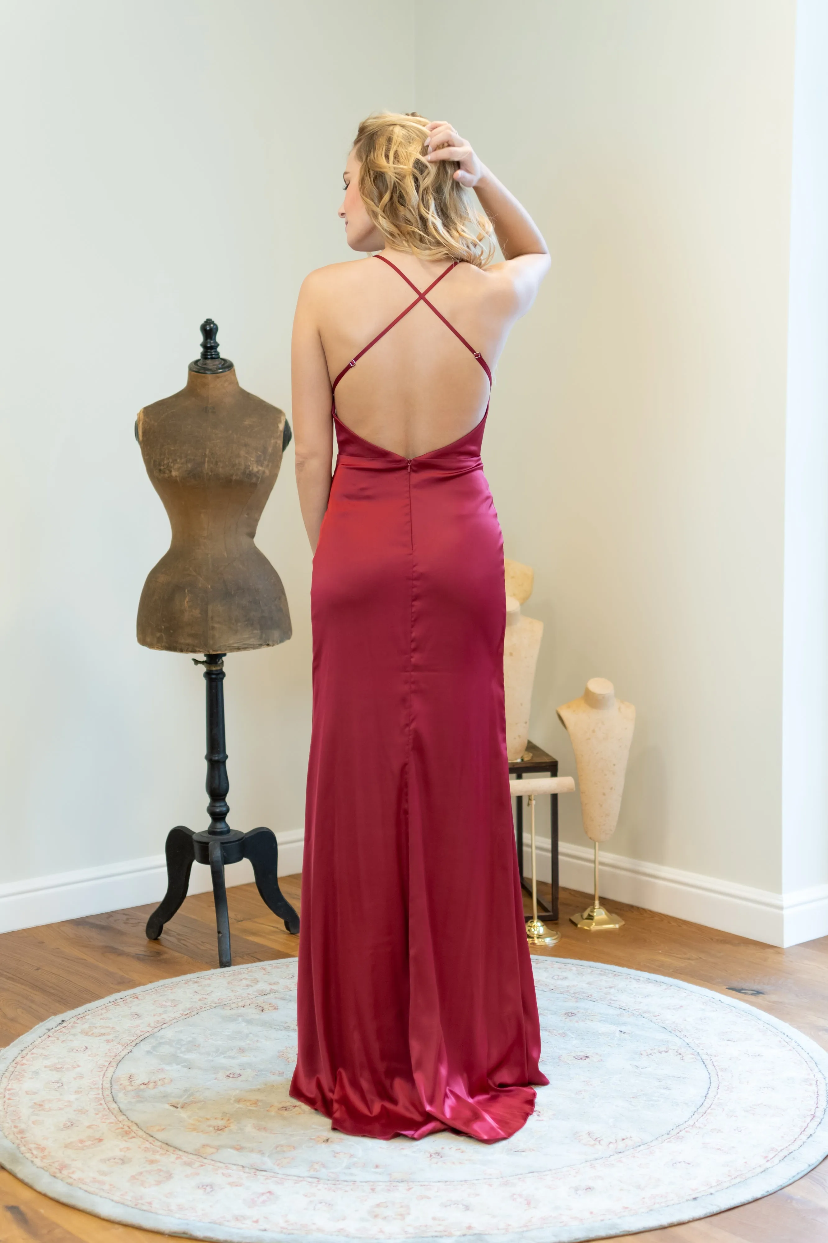 Curve Hugging Dress - Bordeaux