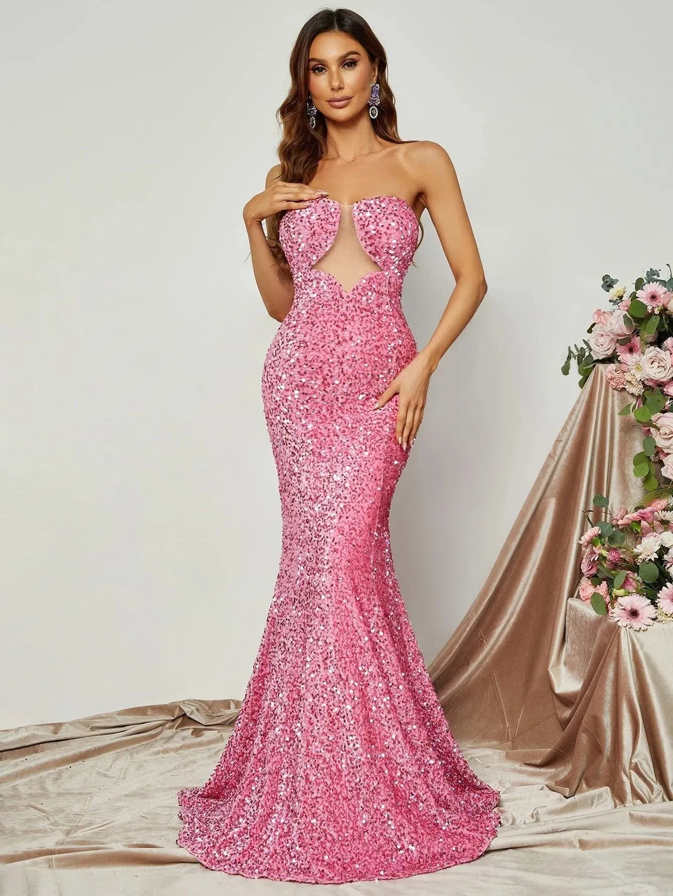Cut Out Front Mermmaid Hem Sequin Tube Dress