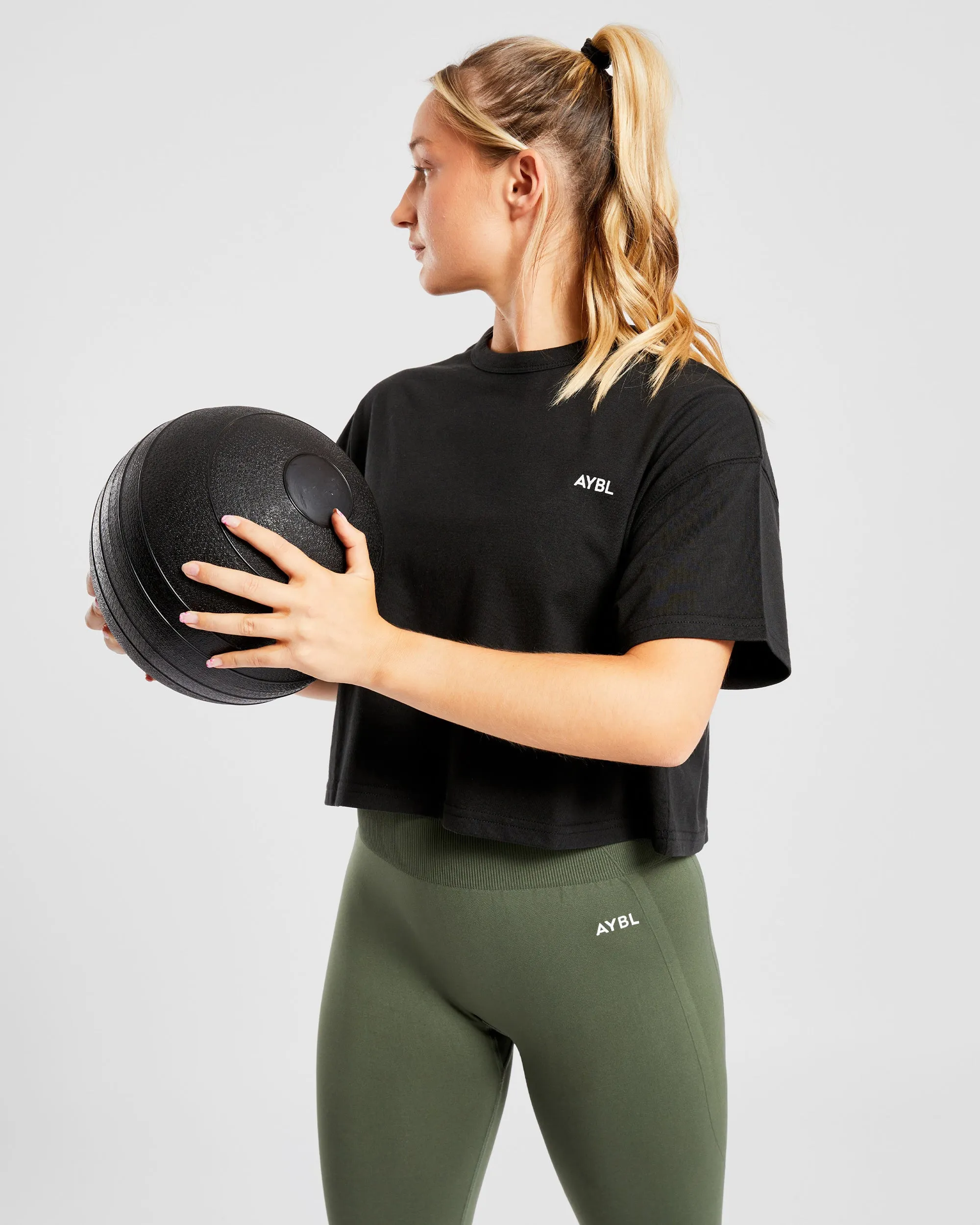 Essential Oversized Crop T Shirt - Black
