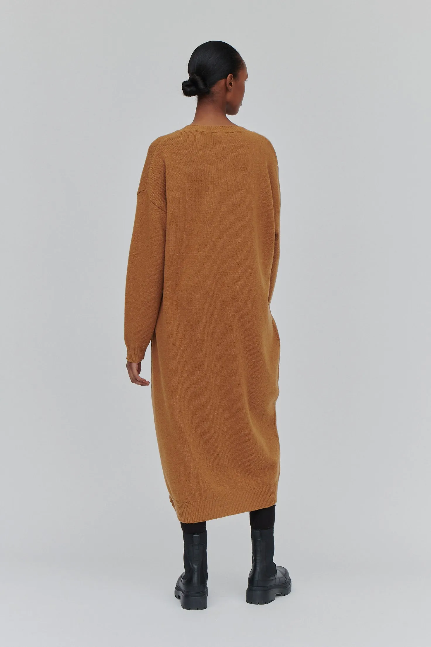 Lise V-Dress - Chipmunk