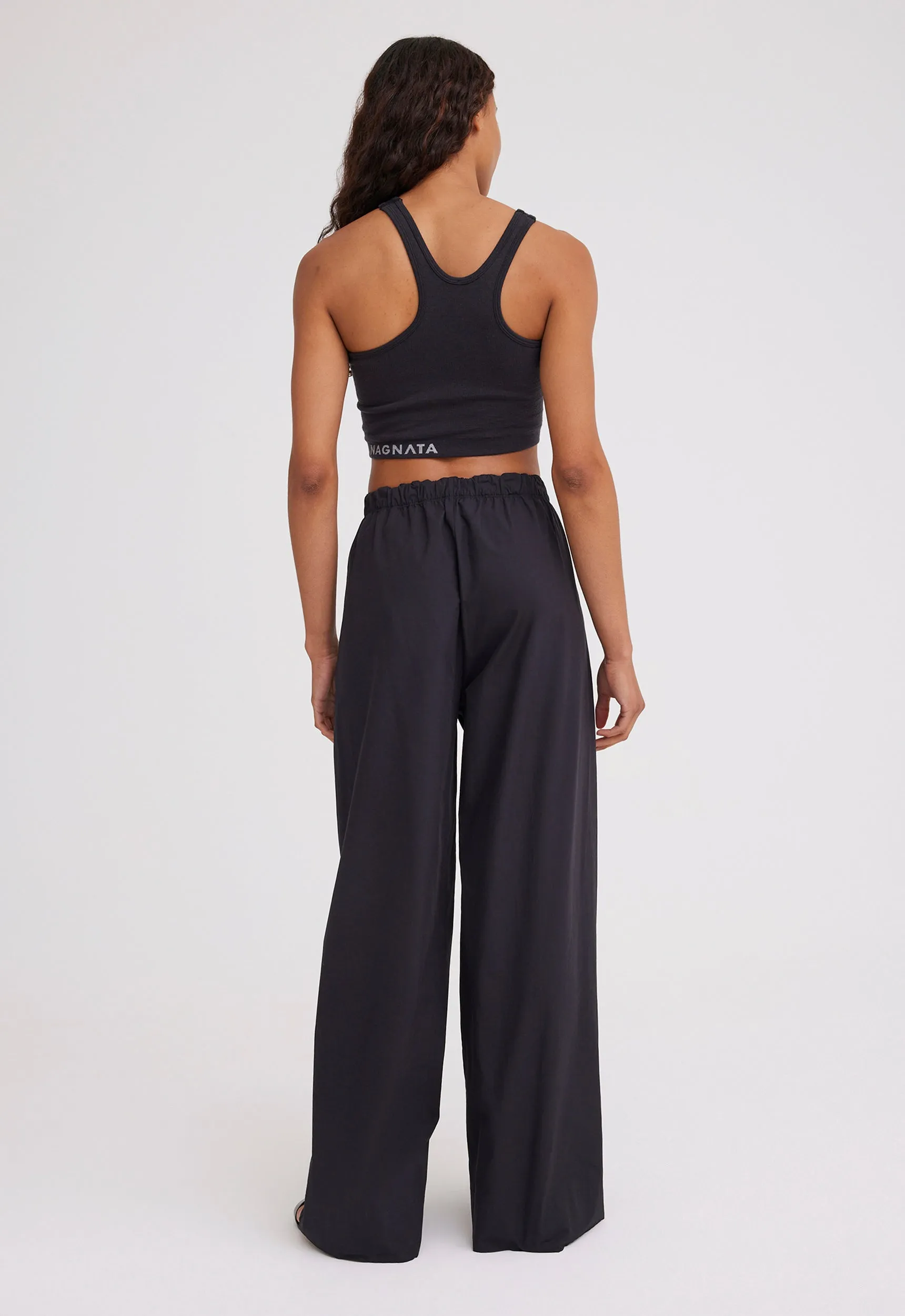NAGNATA Yang Crop - Black/Black