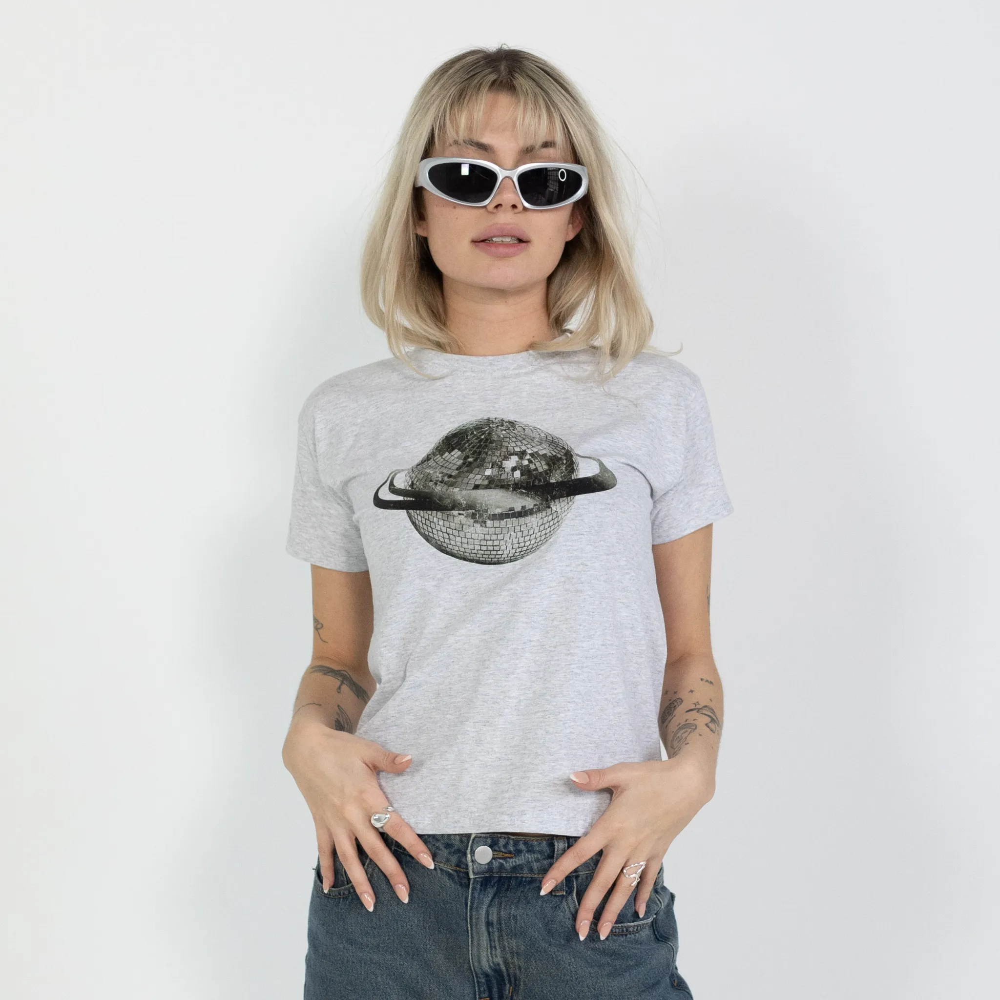 PLANET DISCO (sort), BABY TEE - GRÅ